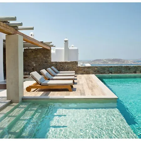 Elegant Mykonos White Satin Private Gym 4 Bedrooms Sea View *