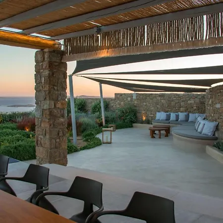 Elegant Mykonos White Satin Private Gym 4 Bedrooms Sea View *